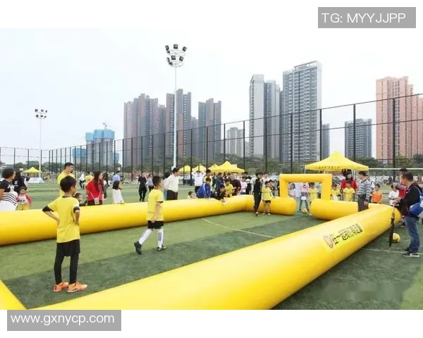 九宫格测评：揭开足球球星性格与竞技特点的神秘面纱